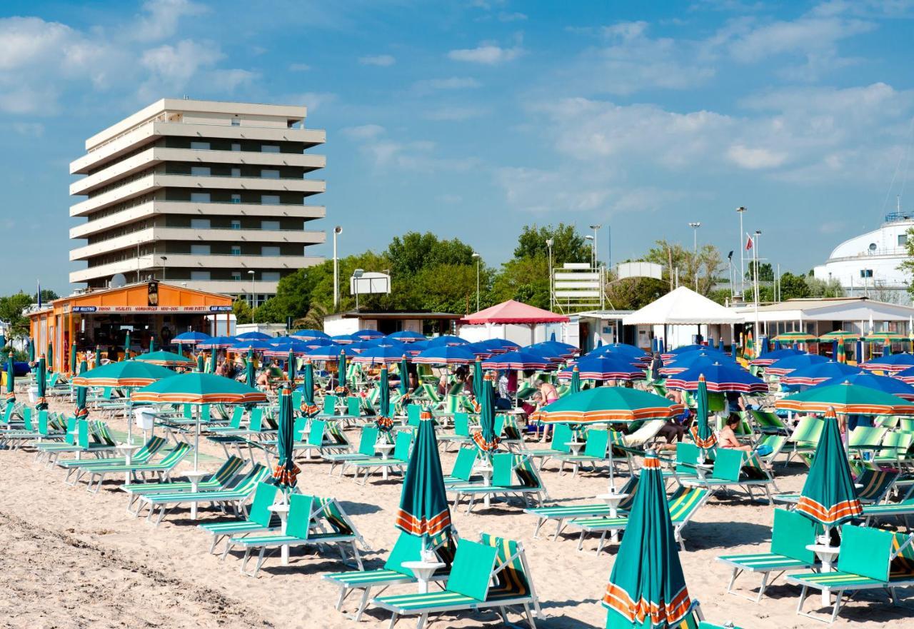 Hotel Cormoran Cattolica Eksteriør billede