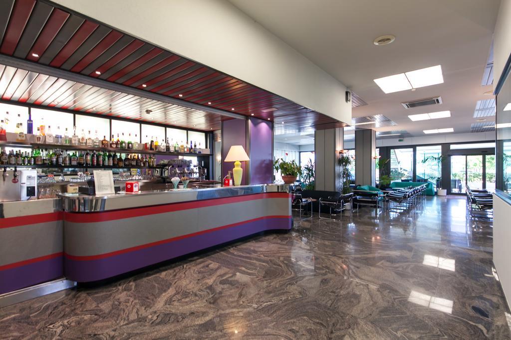 Hotel Cormoran Cattolica Eksteriør billede